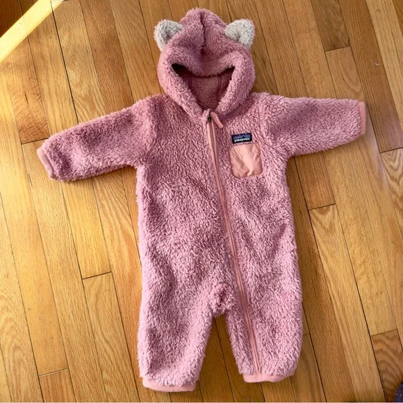 Patagonia furry friend bunting in pink - Picture 1 of 6